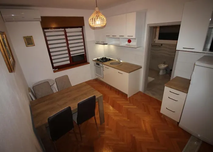 Zo-na Apartament *