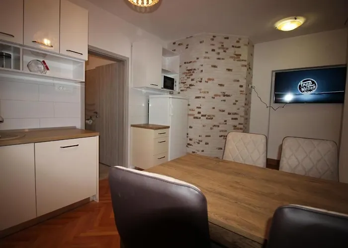 Apartament Zo-na *